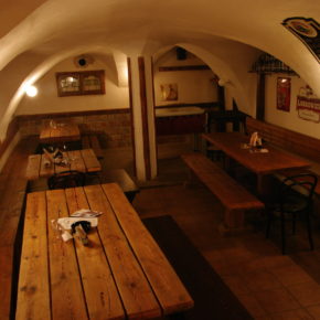 Gourmet Jižní Morava - pivnice a pivovary jižní Morava - Pivnice U Šneka Znojmo