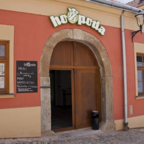 Gourmet Jižní Morava - pivnice a pivovary jižní Morava - Restaurant hoZpoda Znojmo